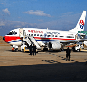 赤峰玉龙空运公司航空快运业稳步发展的原因是什么？